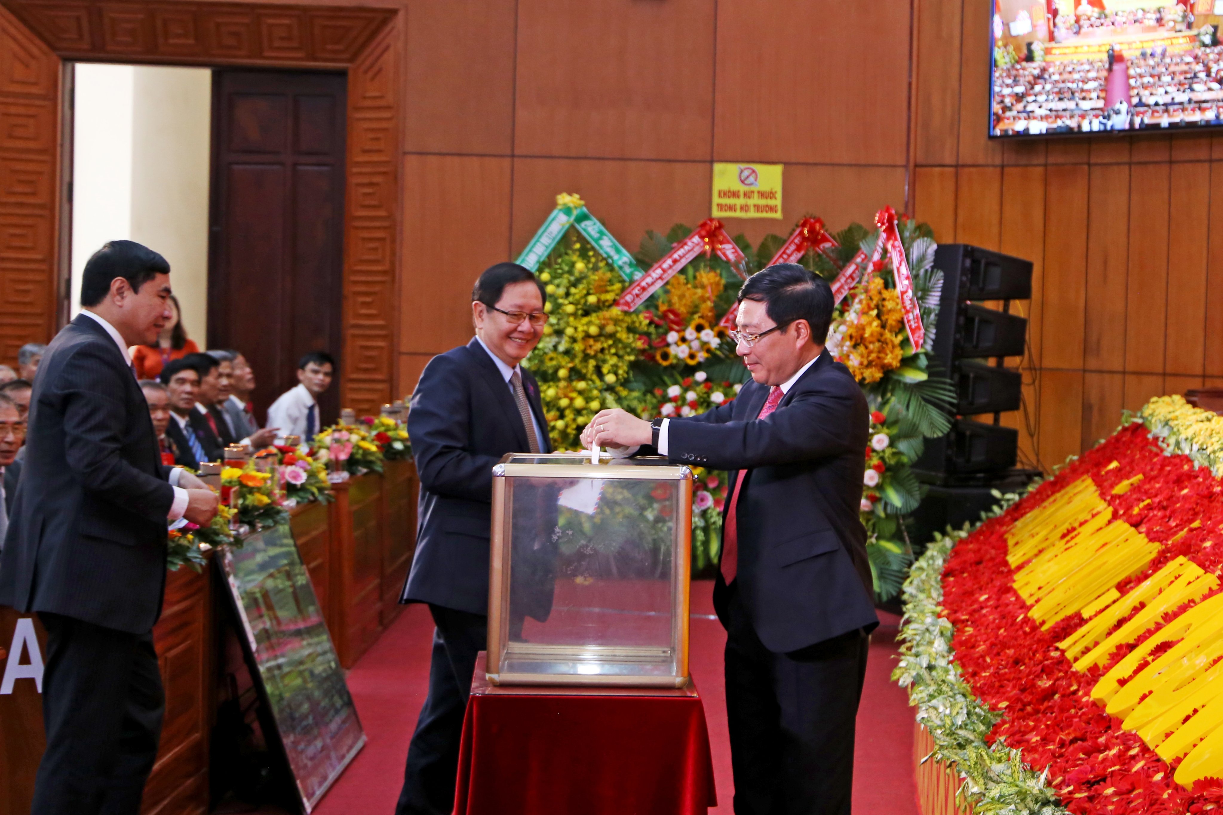 Ủy ban MTTQ Việt Nam tỉnh kêu gọi ủng hộ đồng bào Miền Trung, Tây Nguyên bị thiệt hại do mưa lũ gây ra 